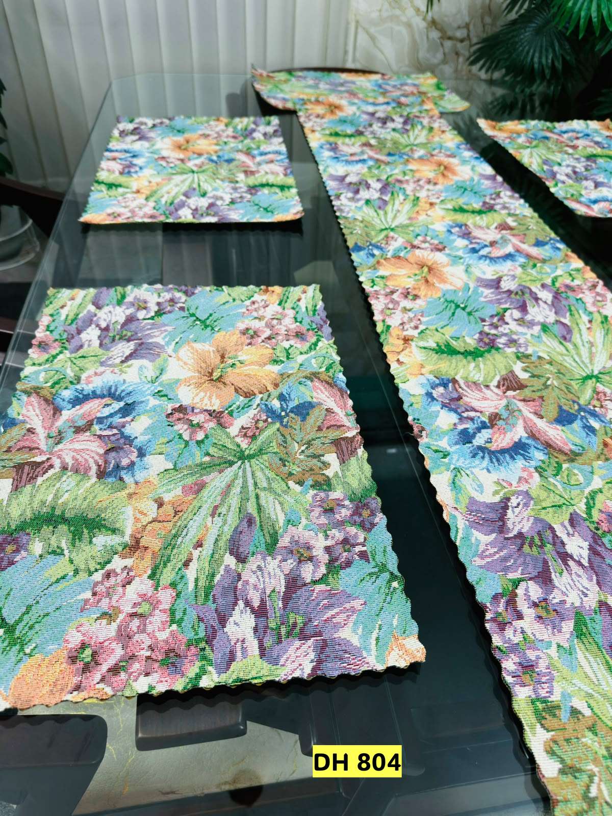 Premium Turkish Fabric Floral Mats Runner Set 804